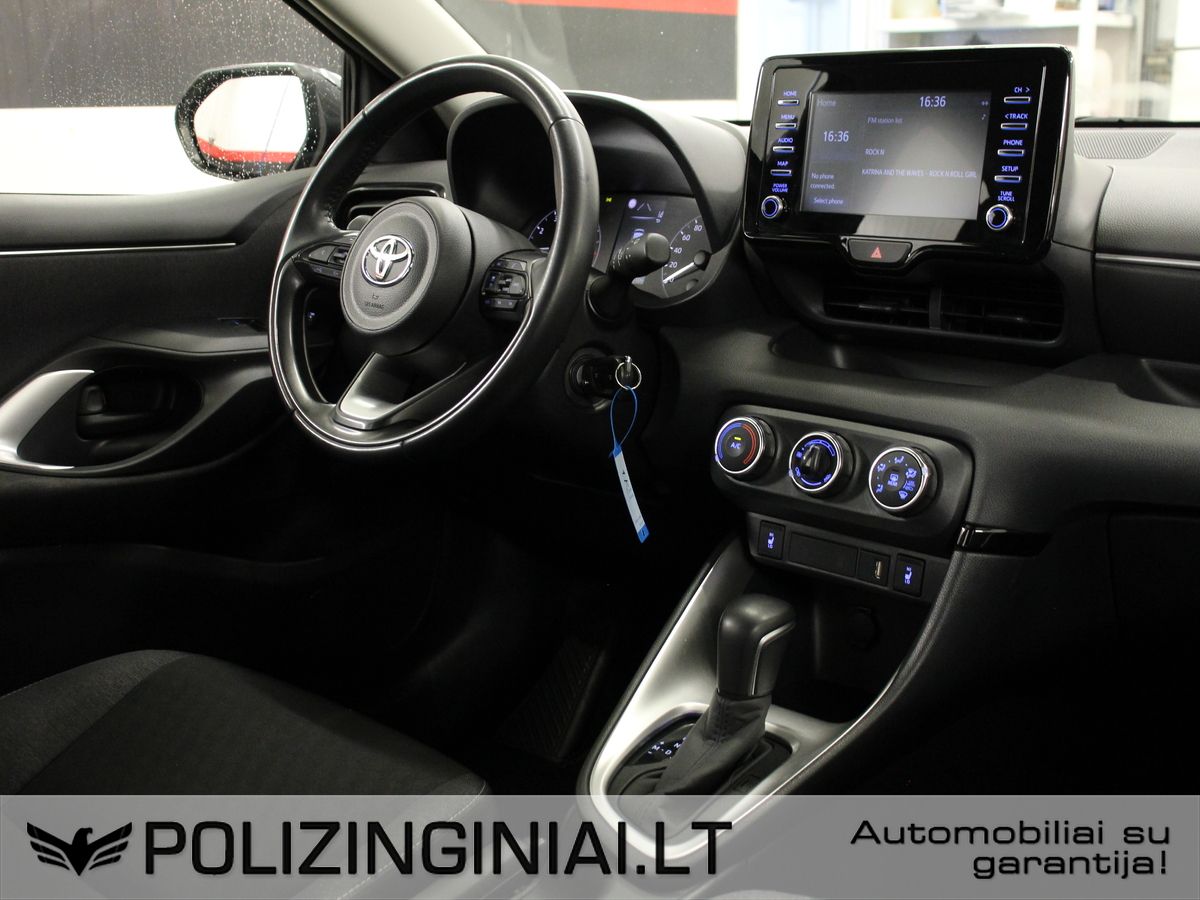 Toyota Yaris | 6