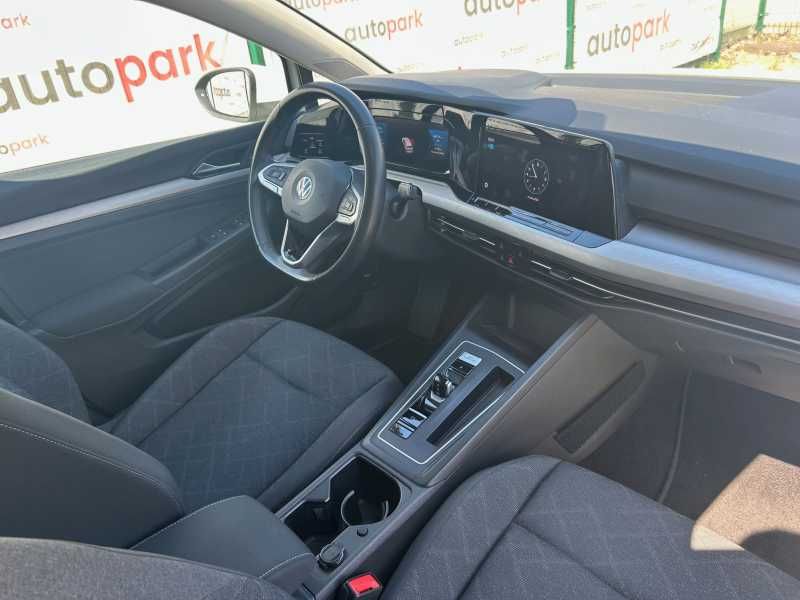 Volkswagen Golf | 6