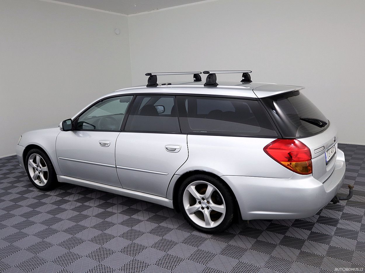 Subaru Legacy | 3