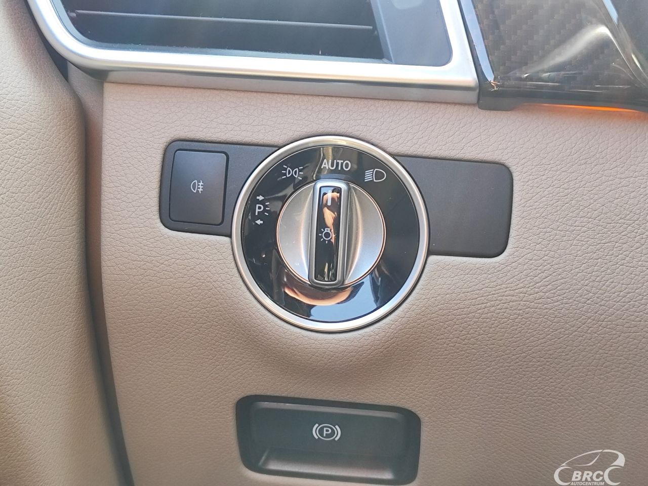 Mercedes-Benz GL450 | 22