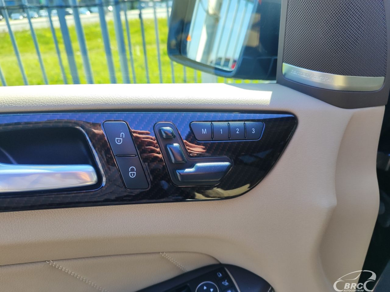 Mercedes-Benz GL450 | 17