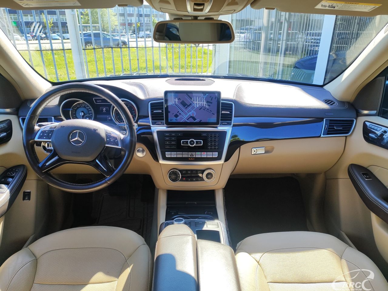 Mercedes-Benz GL450 | 3