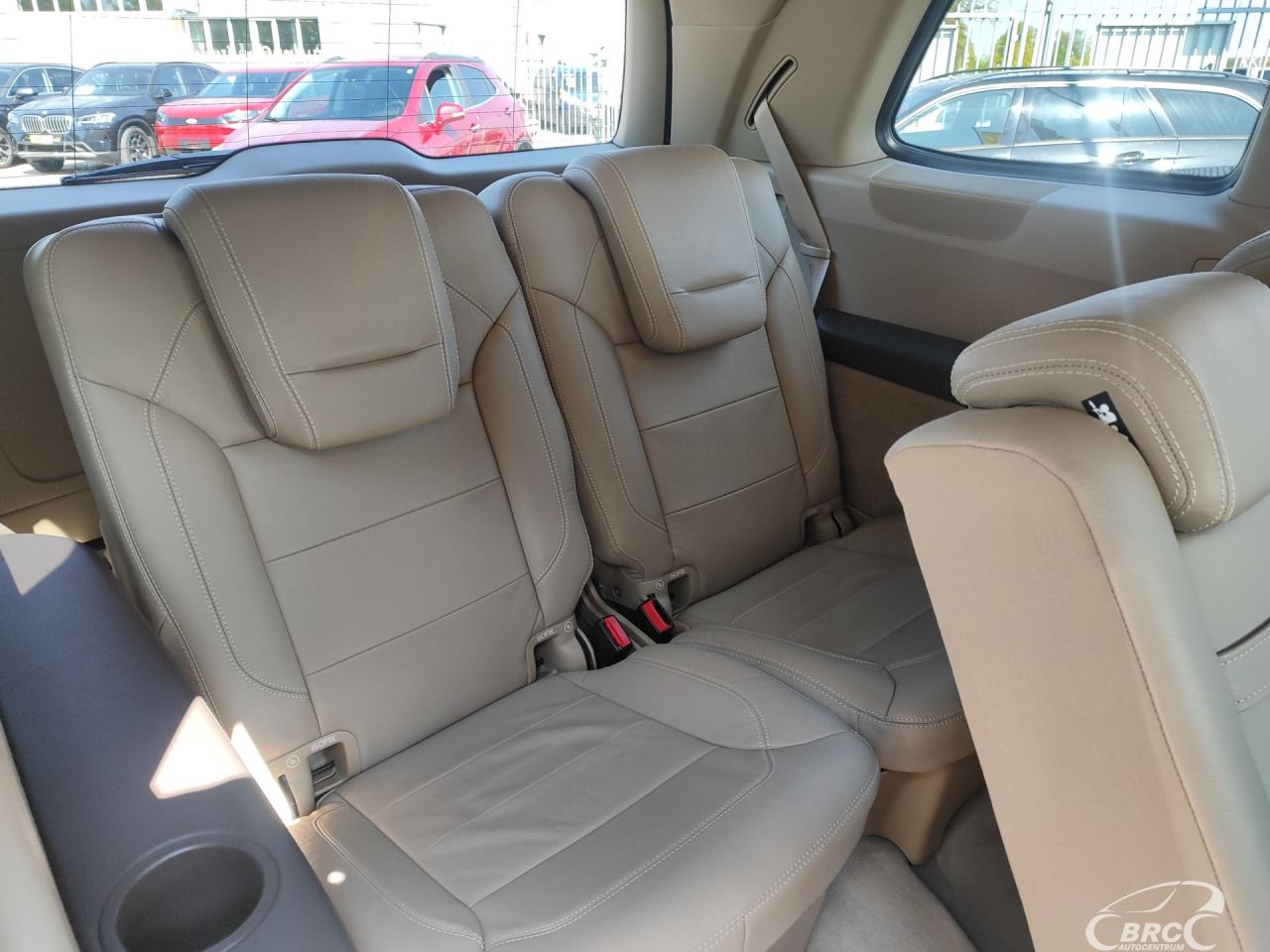 Mercedes-Benz GL450 | 10