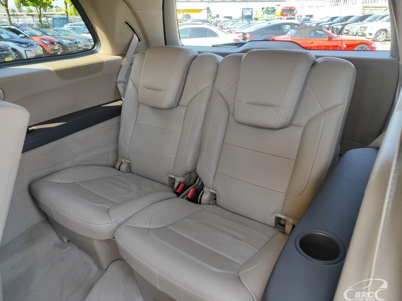 Mercedes-Benz GL450 | 13