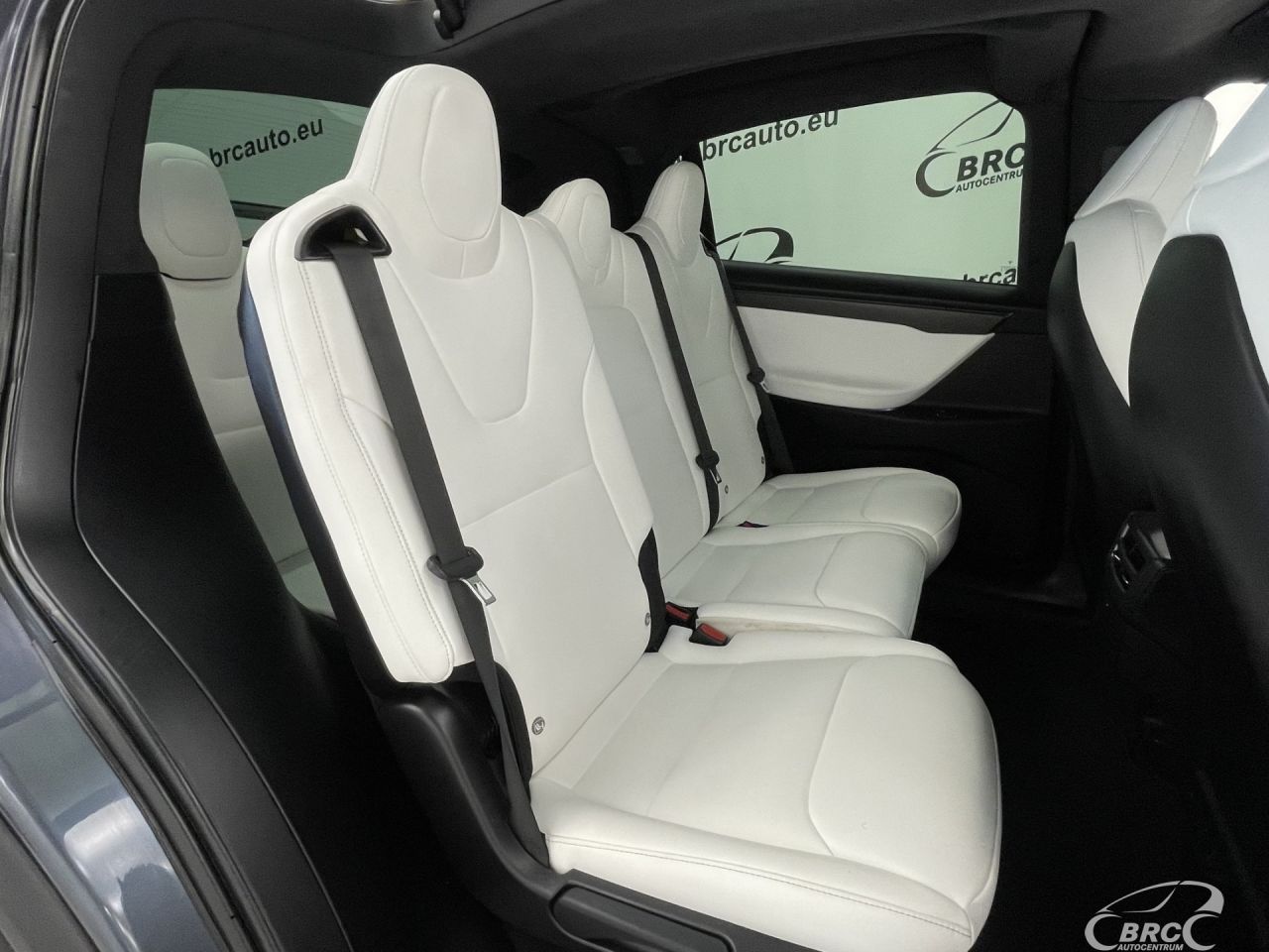 Tesla Model X | 9