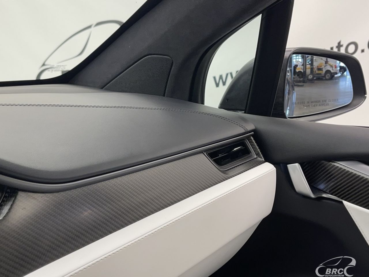 Tesla Model X | 37