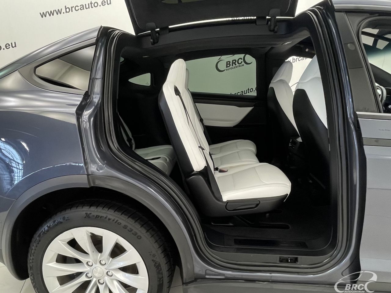 Tesla Model X | 8