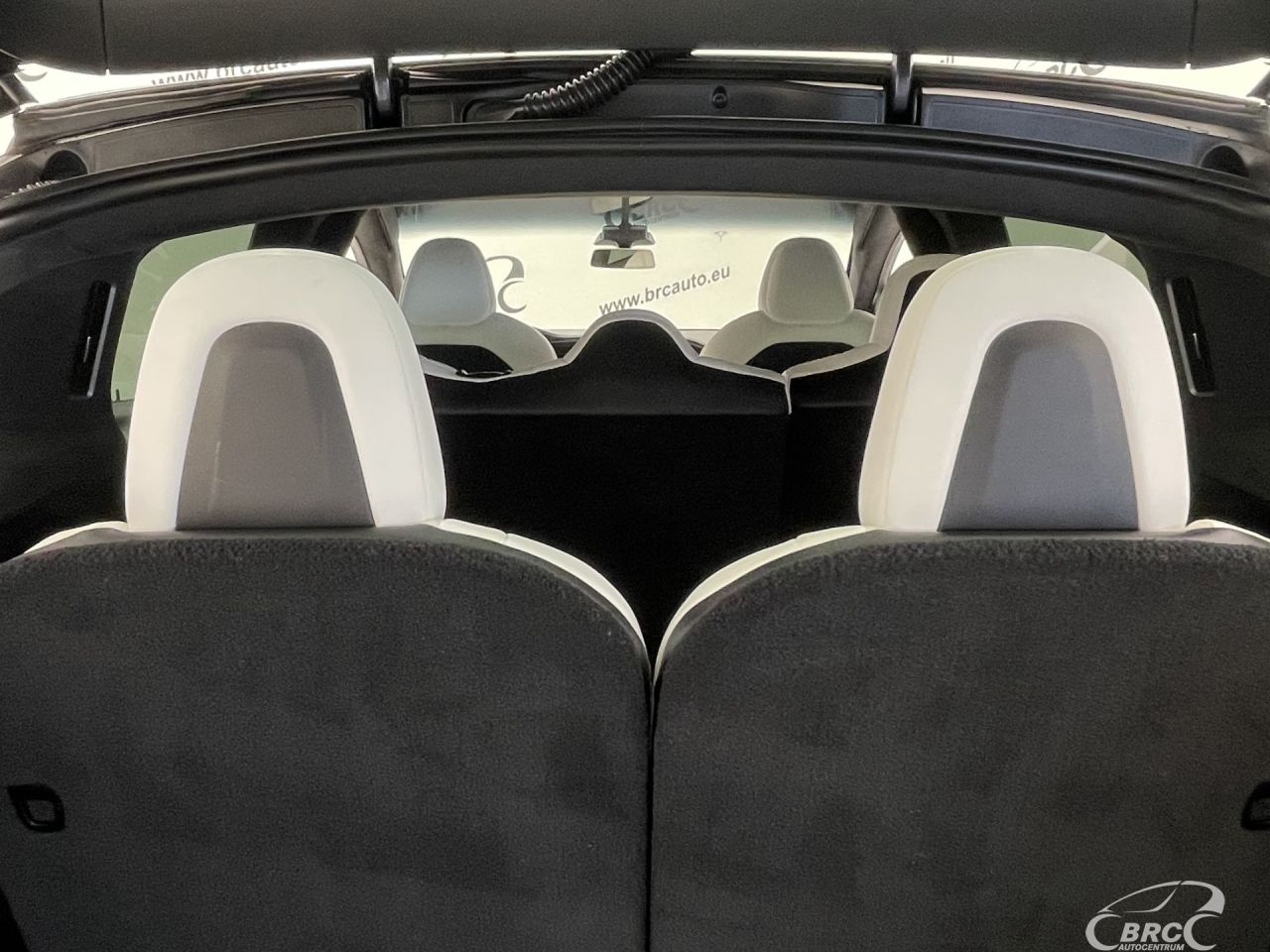 Tesla Model X | 41