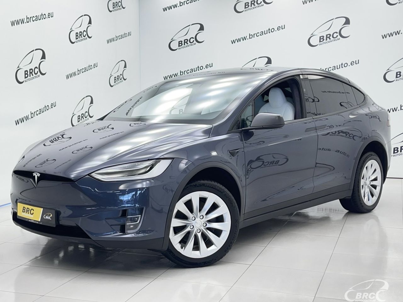 Tesla Model X | 44