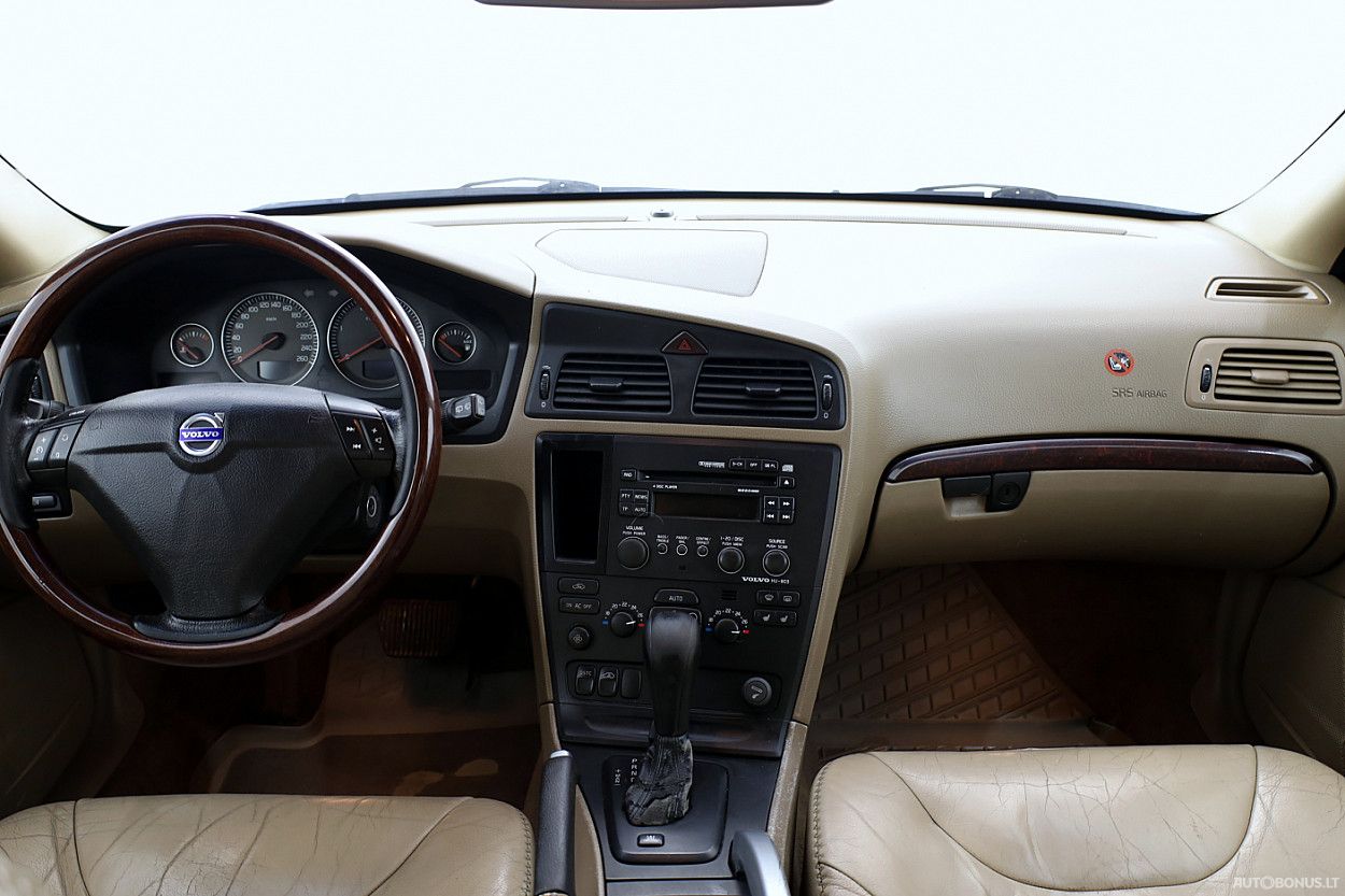 Volvo XC70 | 4