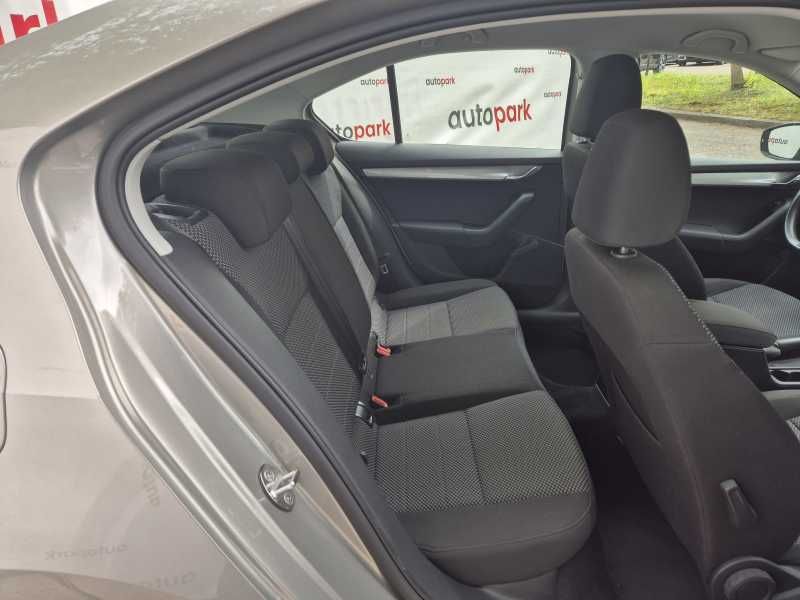 Skoda Octavia | 5