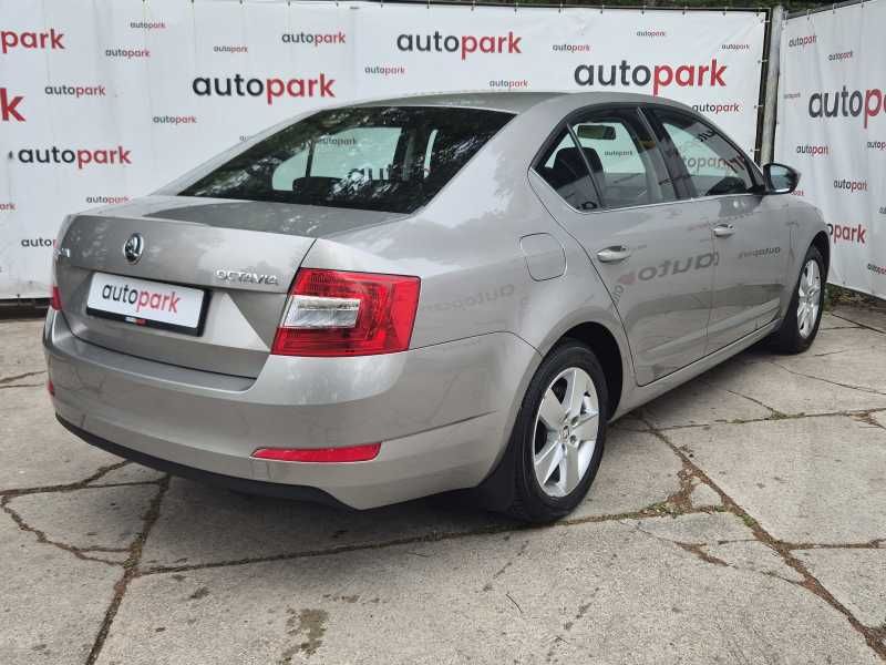 Skoda Octavia | 3