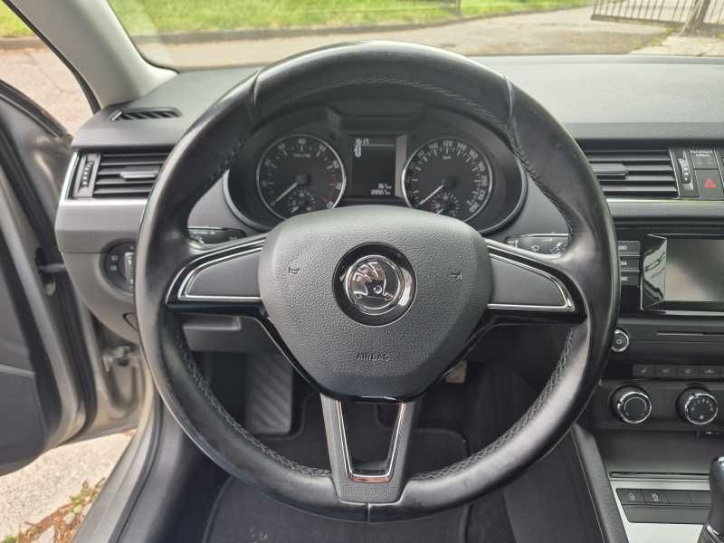 Skoda Octavia | 9