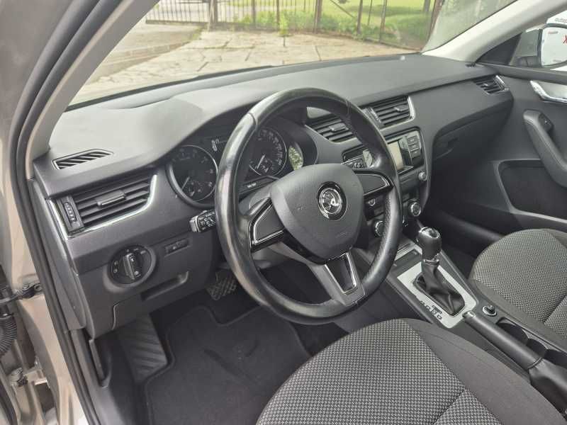 Skoda Octavia | 8