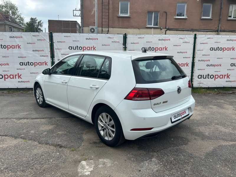 Volkswagen Golf | 5
