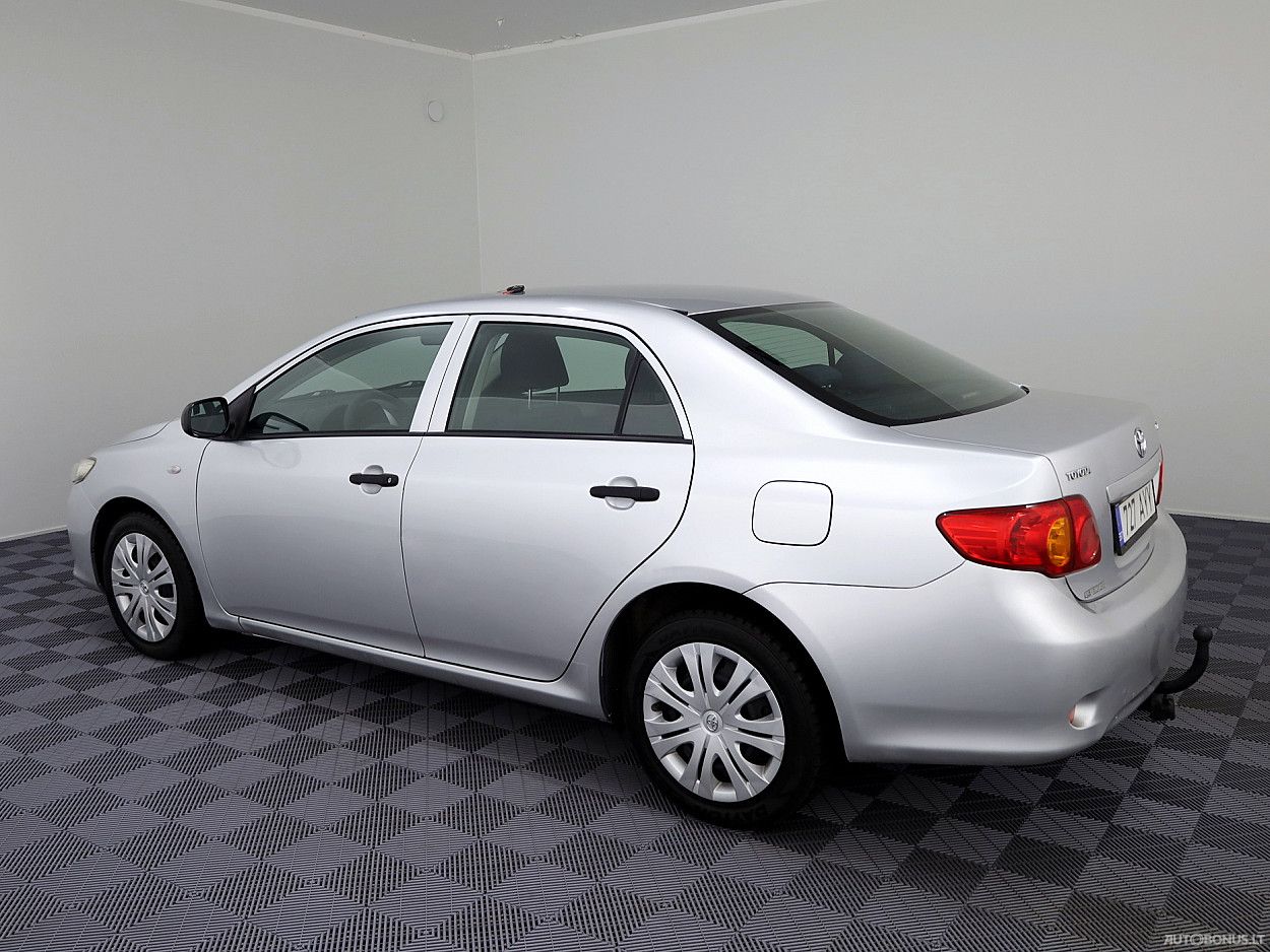 Toyota Corolla | 3