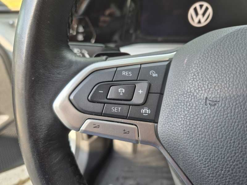 Volkswagen Golf | 10