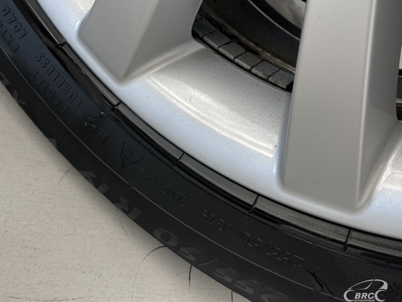 Mercedes-Benz ML350 | 37