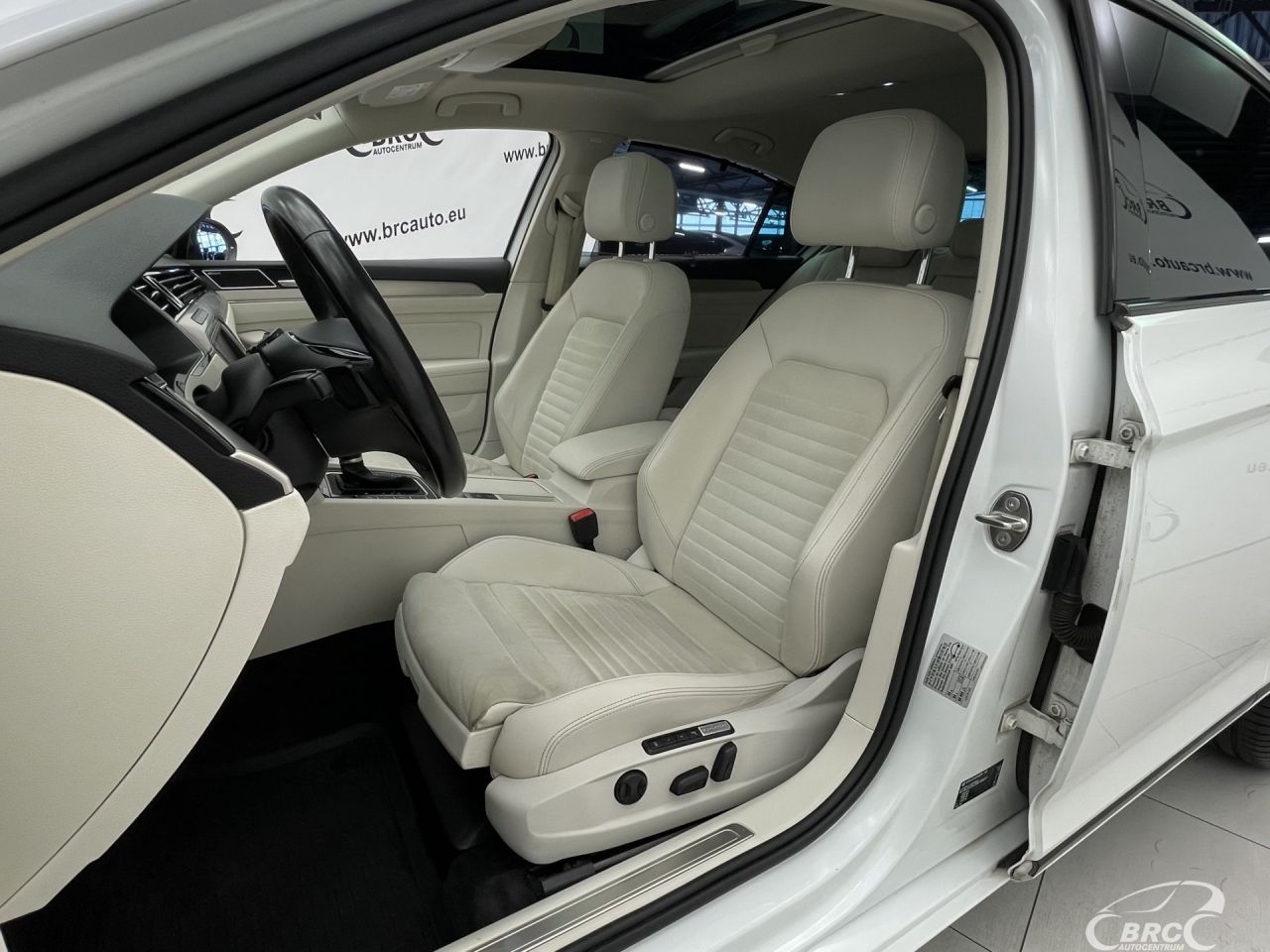 Volkswagen Passat | 21