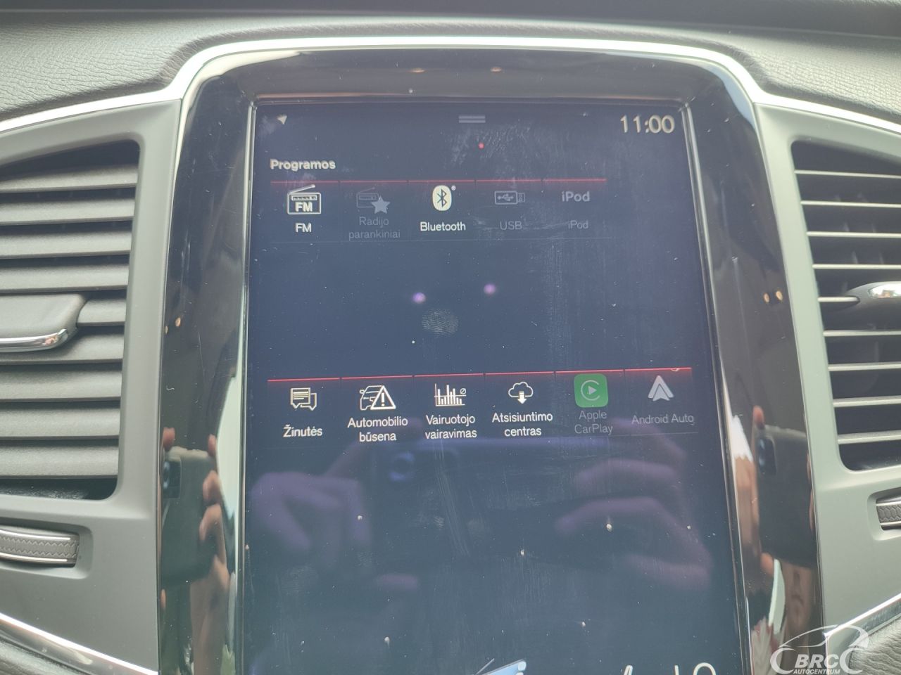 Volvo XC90 | 32