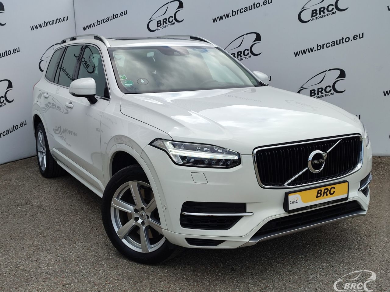 Volvo XC90 | 37