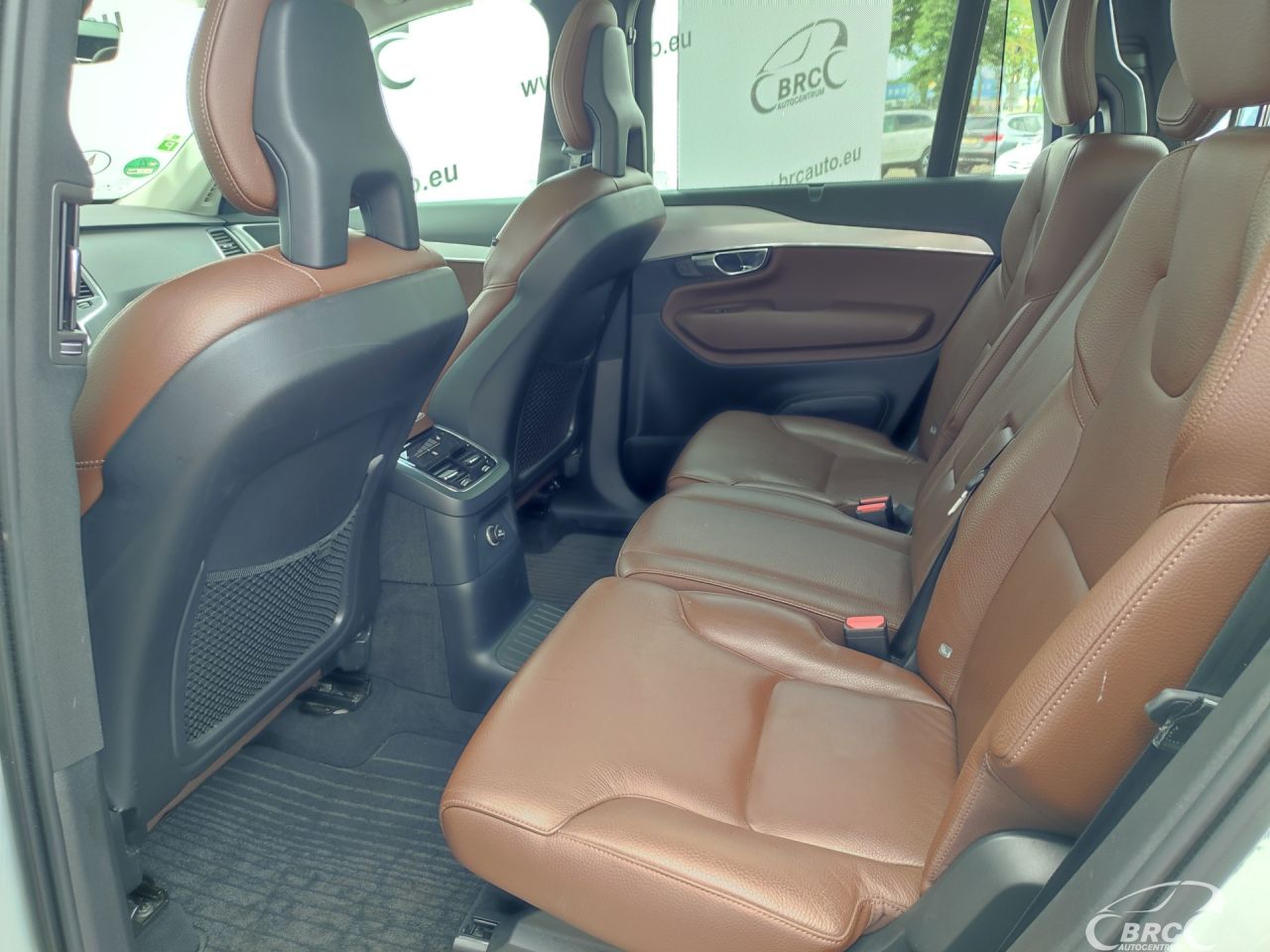 Volvo XC90 | 17