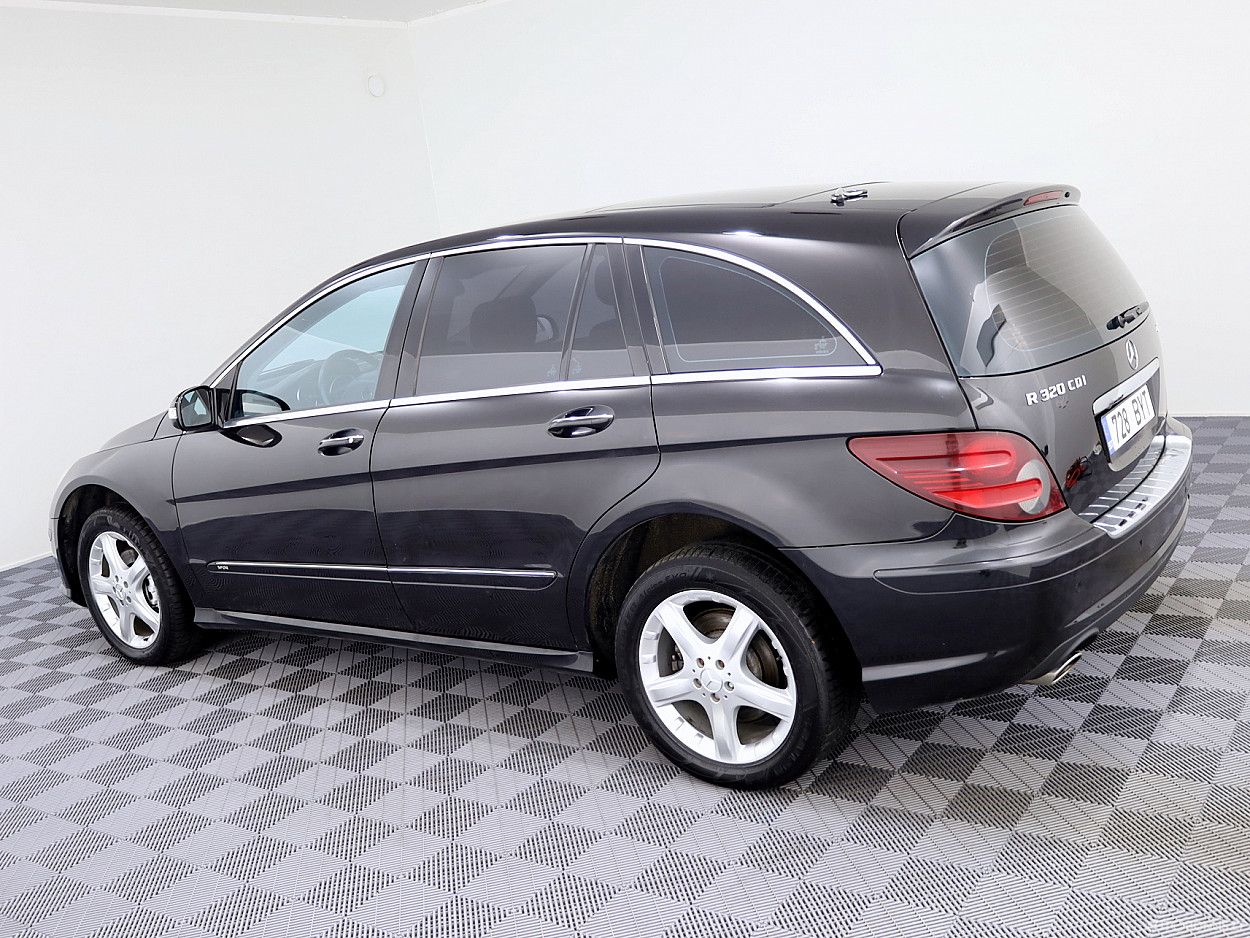 Mercedes-Benz R320 | 3