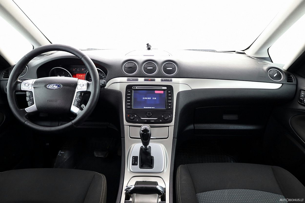 Ford Galaxy | 4