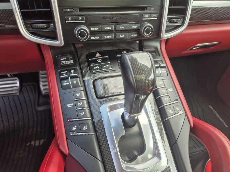 Porsche Cayenne | 12