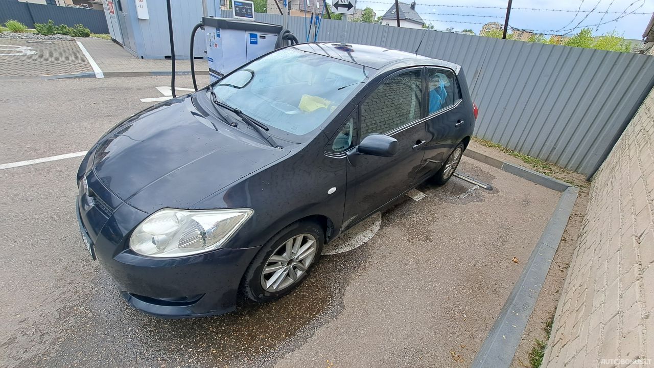 Toyota Auris | 1
