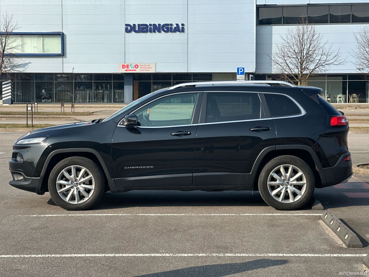 Jeep Cherokee | 1