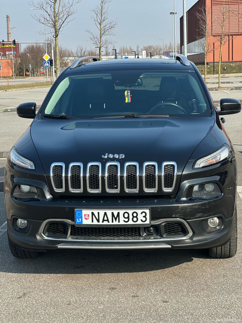 Jeep Cherokee | 2