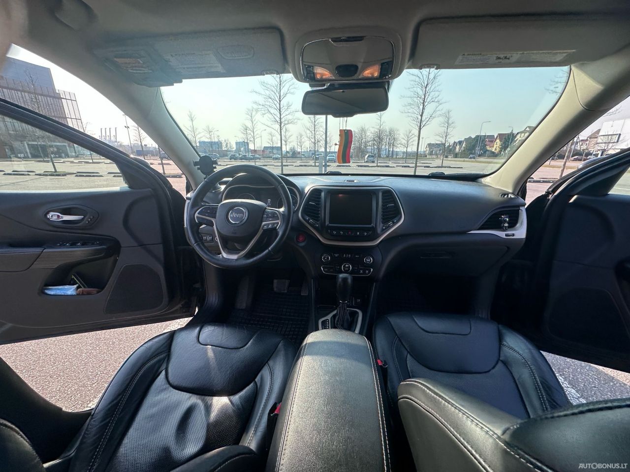 Jeep Cherokee | 7