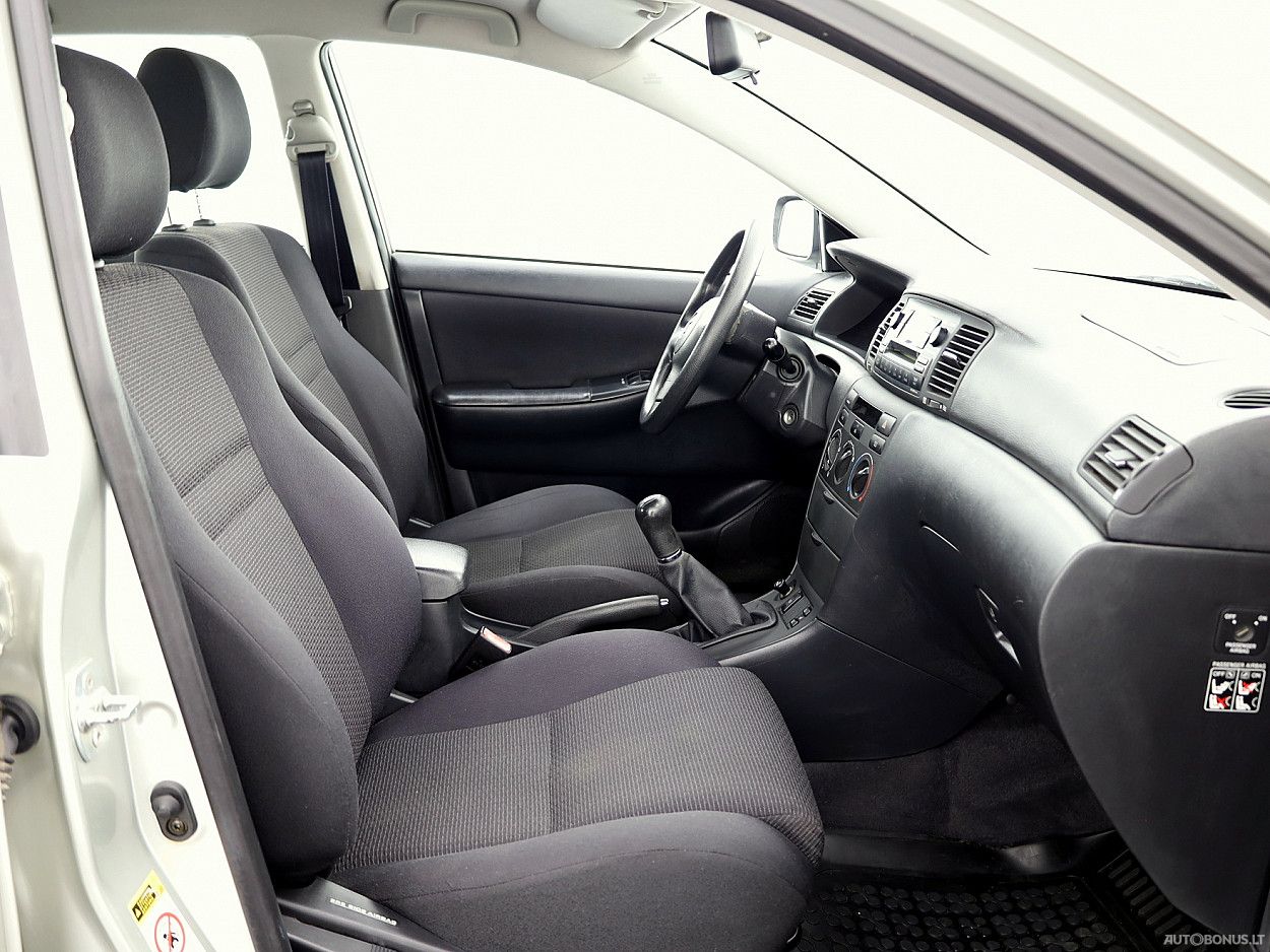 Toyota Corolla | 5