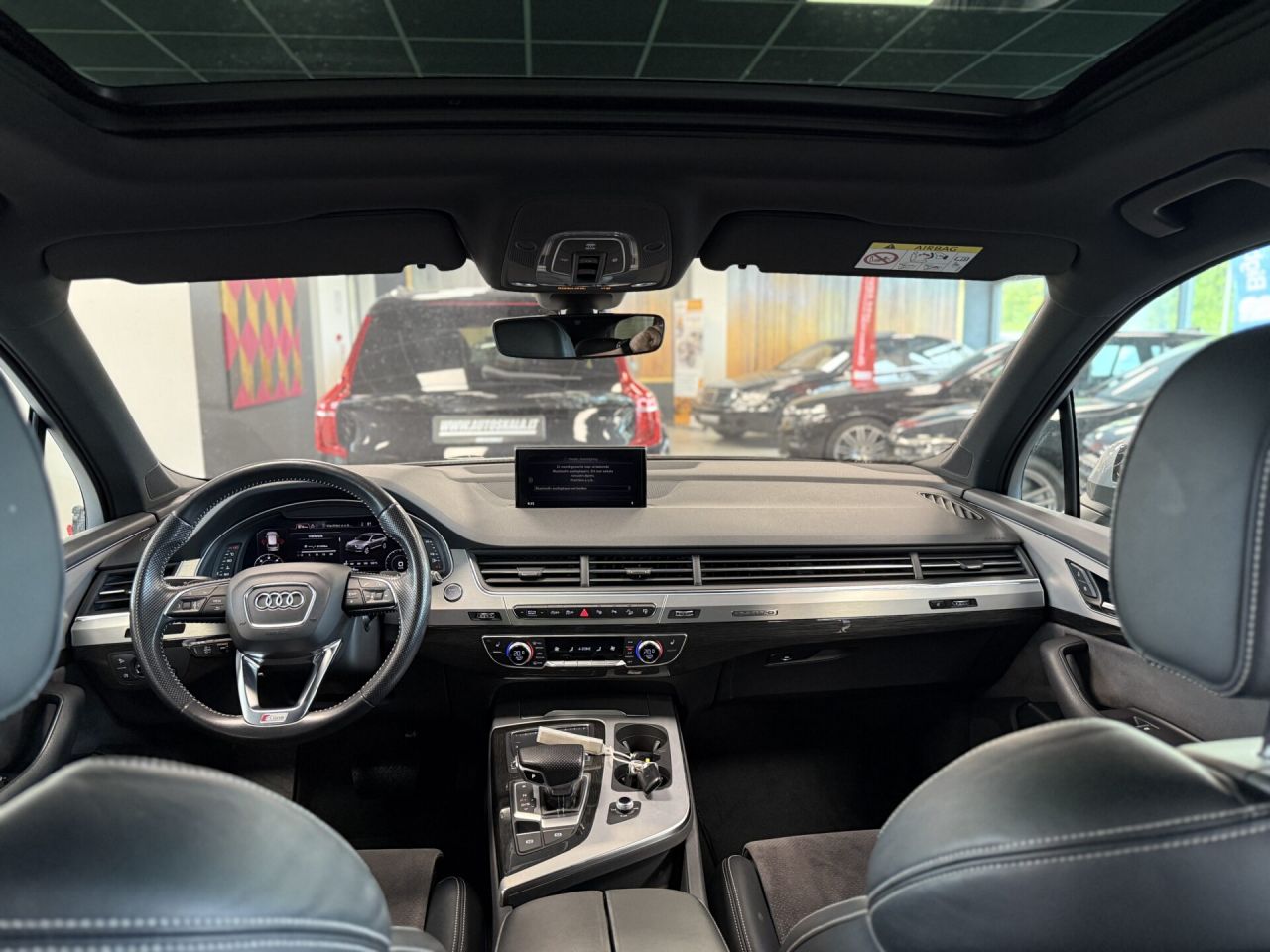 Audi Q7 | 3