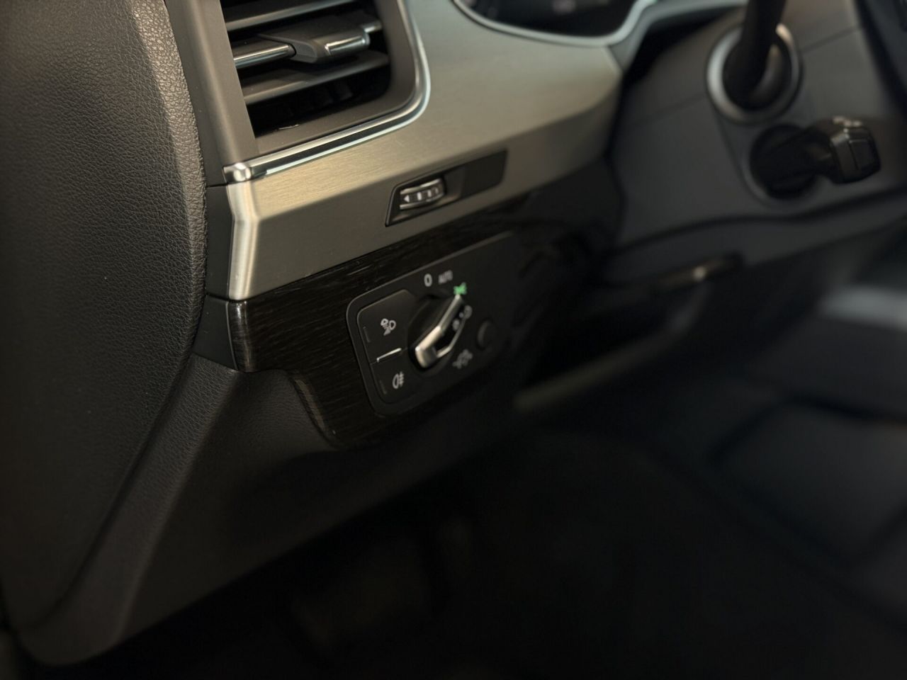 Audi Q7 | 13