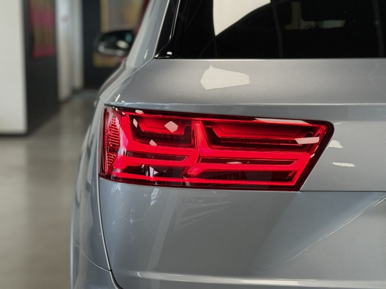 Audi Q7 | 22