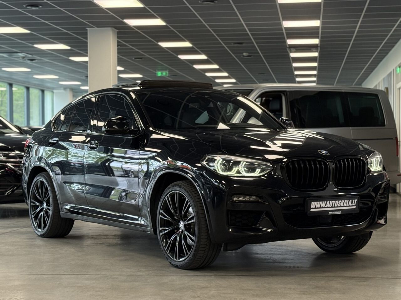 BMW X4 | 36