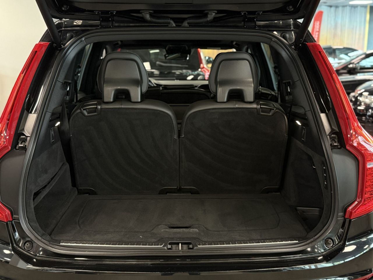 Volvo XC90 | 17