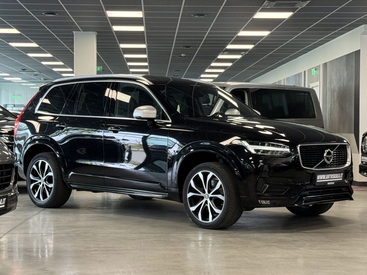Volvo XC90 | 16