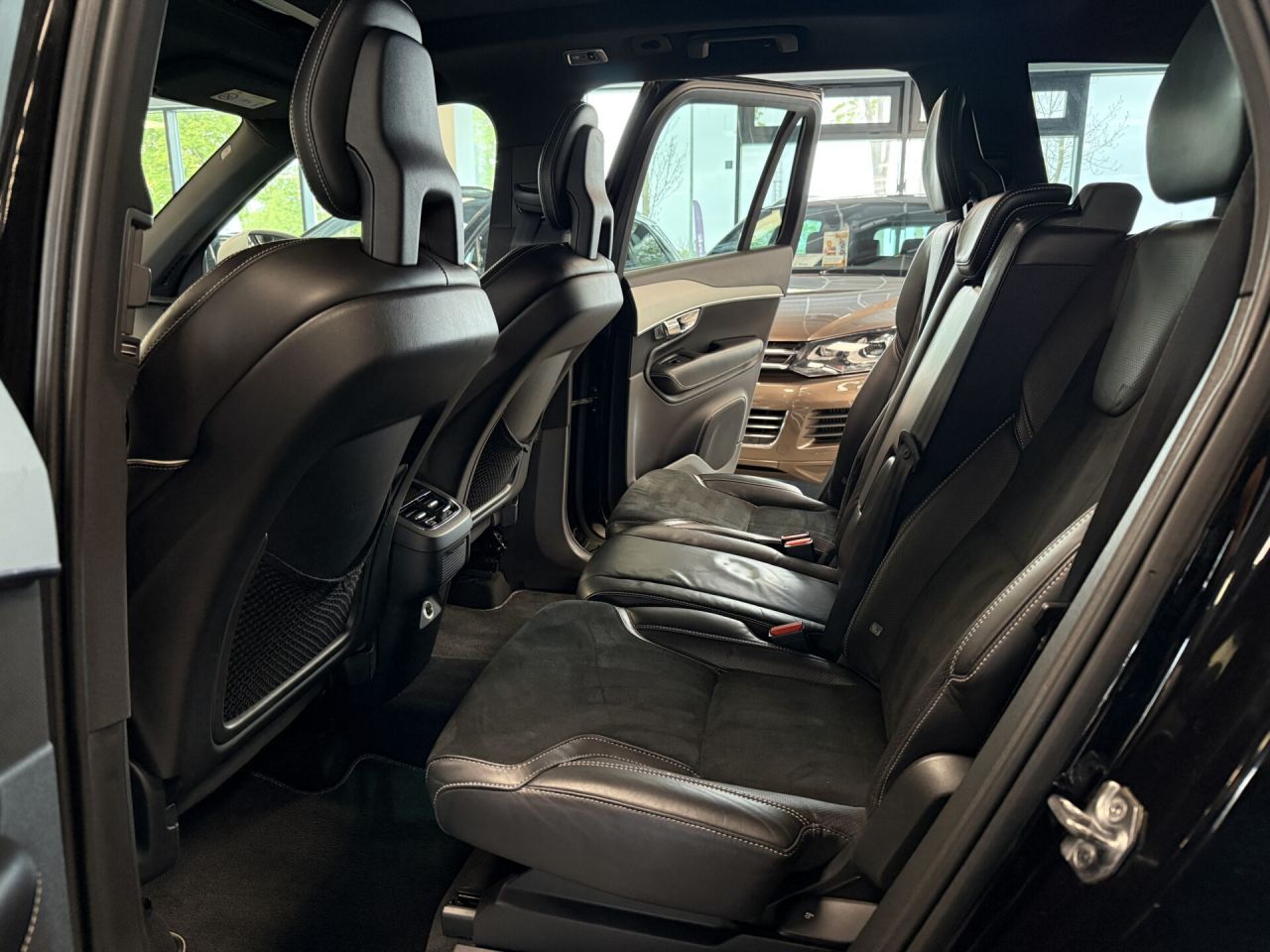 Volvo XC90 | 4
