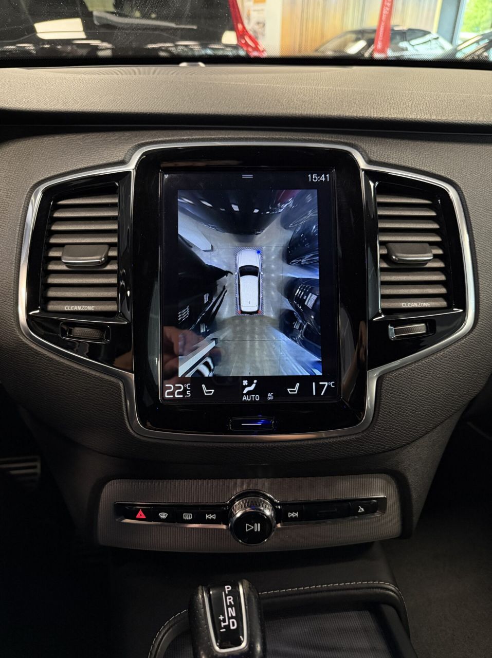 Volvo XC90 | 5