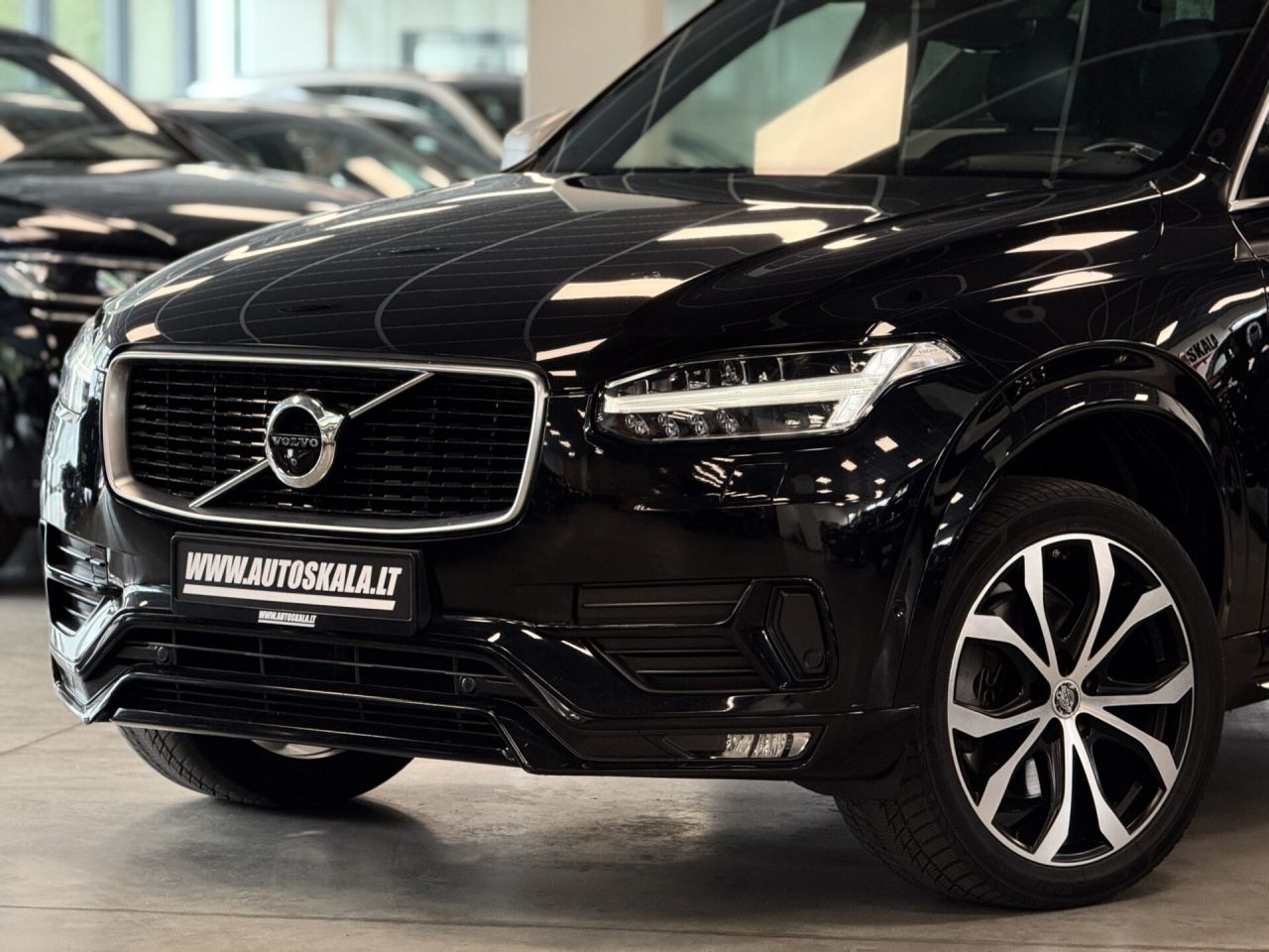 Volvo XC90 | 26