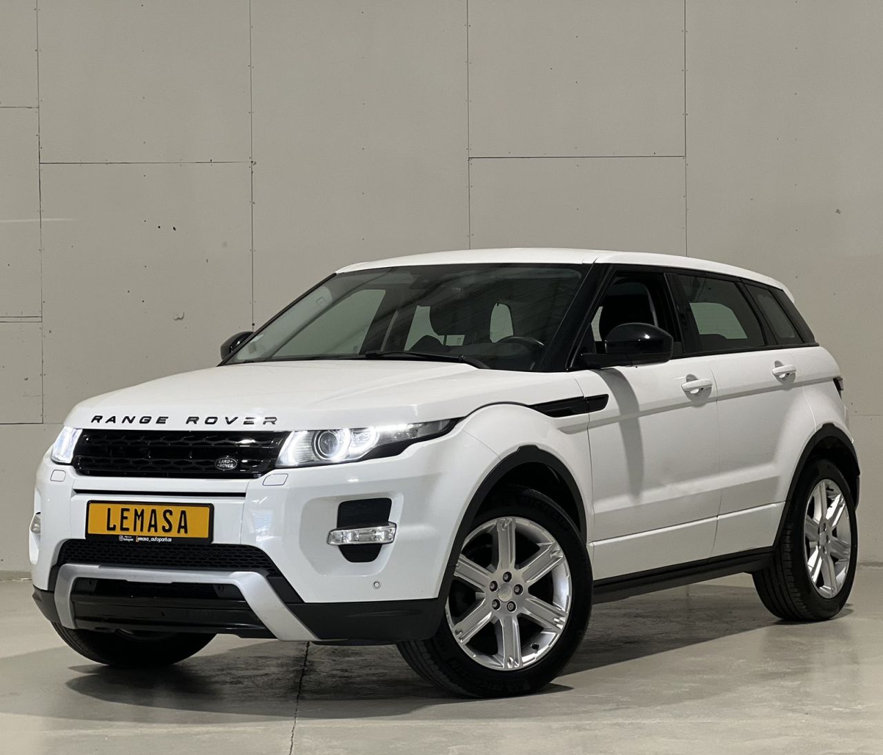 Land Rover Evoque, cross-country