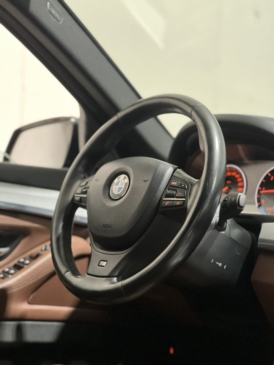 BMW 520 | 8