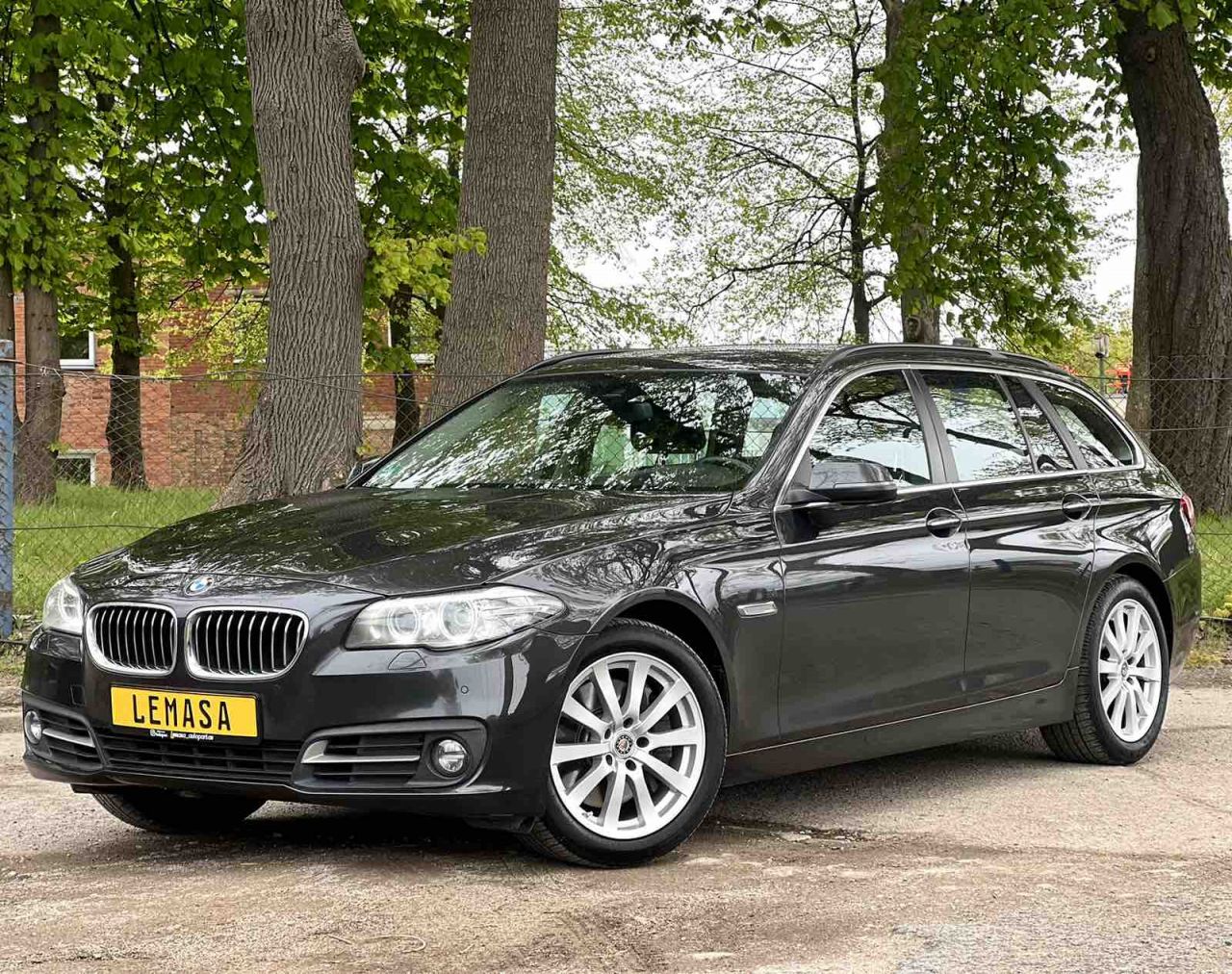 BMW 525