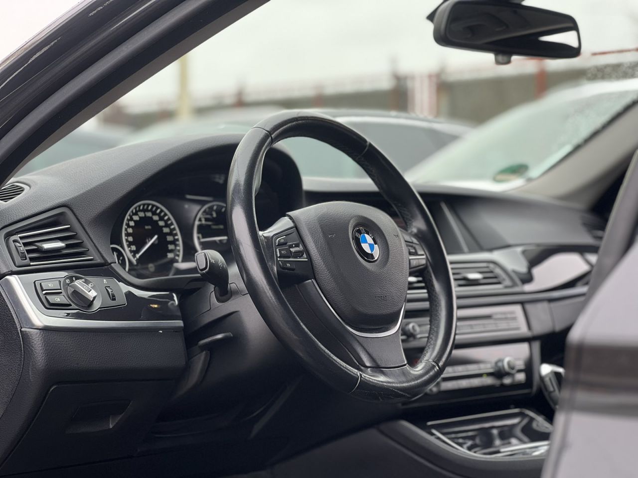 BMW 525 | 7