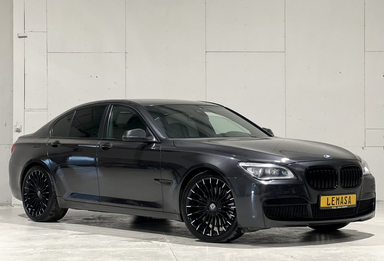 BMW 750 | 6