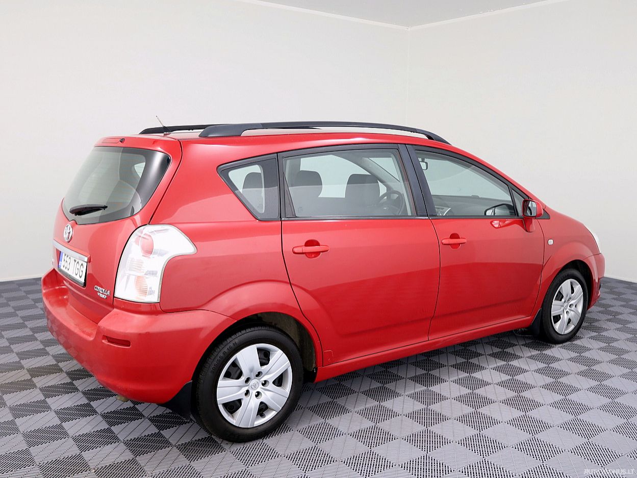 Toyota Corolla | 2