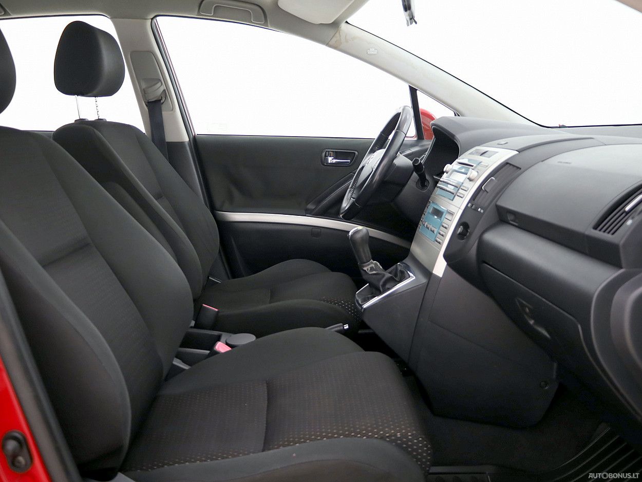 Toyota Corolla | 5